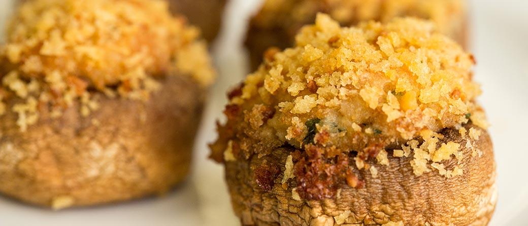 Spinach 和 Feta Stuffed Mushrooms